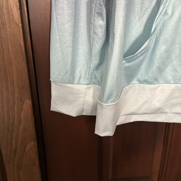 Ombré Hoodie - Picture 4 of 10